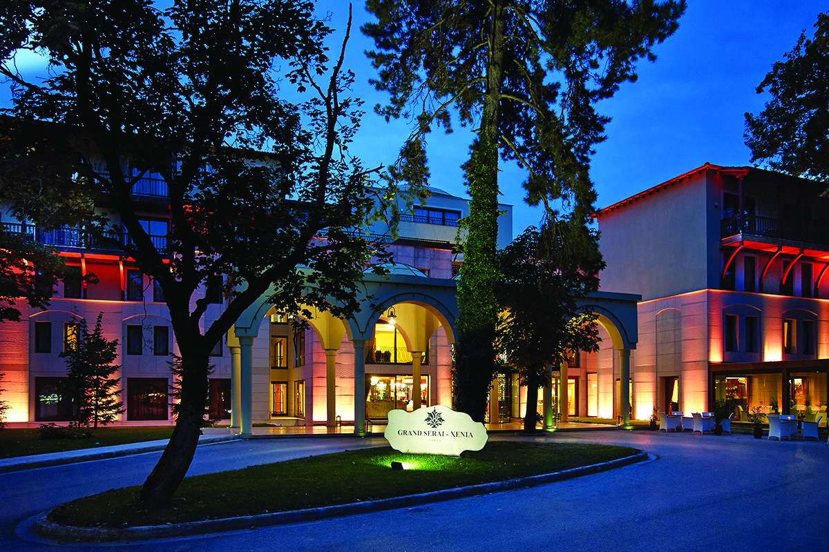 فندق جراند سيراي كونجرس آند سبا يانينة المظهر الخارجي الصورة Entrance of the hotel